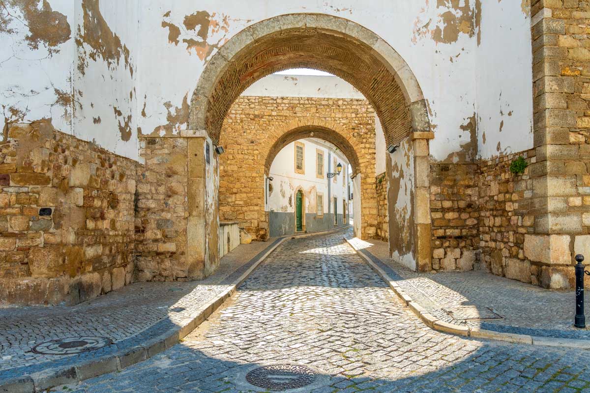 Faro Old Town — The City Behind the Walls